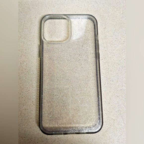 Accessories - iPhone 12 Pro Max hard plastic glitter case silver - very scratched